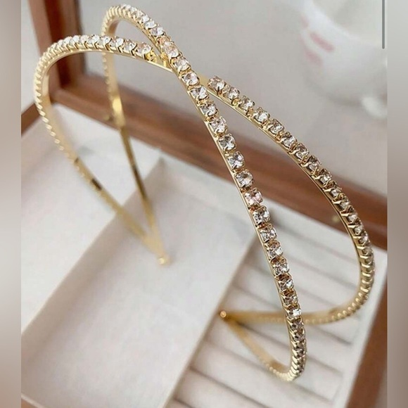 New Gold rhinestone headband X-shaped elegant ✨✨✨🔥🔥🔥 - Picture 2 of 6